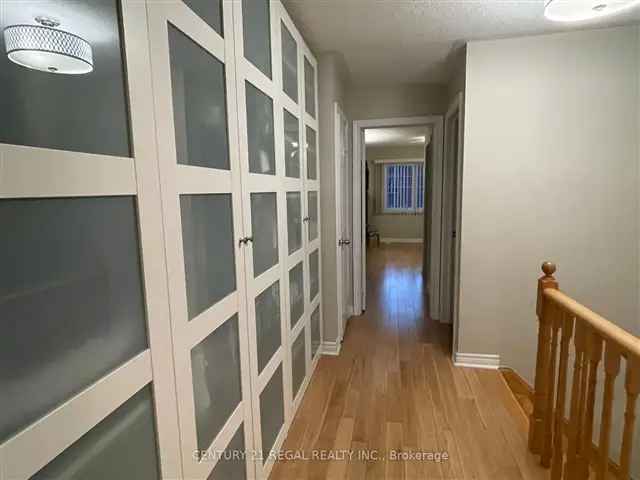 Townhouse For Rent in Markham, Ontario