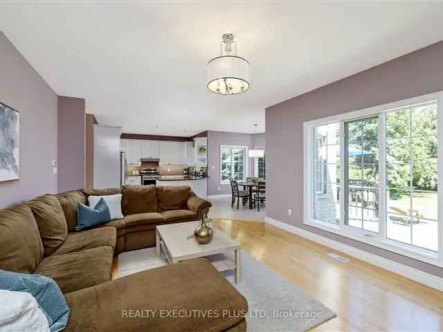 Beautiful Custom-Built 4 1 Bedroom Home in Prestigious Huron Park