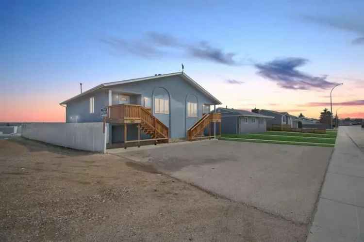 Duplex For Rent in Fort McMurray, Alberta