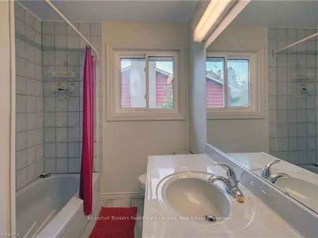 House For Sale in Gananoque, Ontario