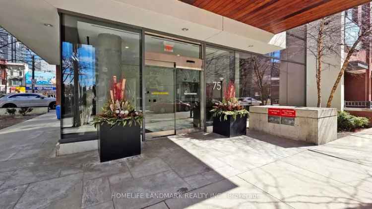 House For Sale in 75, St Nicholas Street, Toronto, Ontario