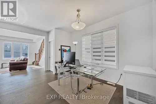 Luxury 4-Bedroom Home in Barrie, Ontario
