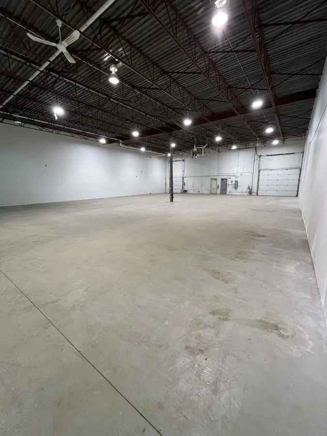 Commercial property For Rent in Medicine Hat, Alberta