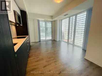 2 rooms apartment of 363 m² in Toronto