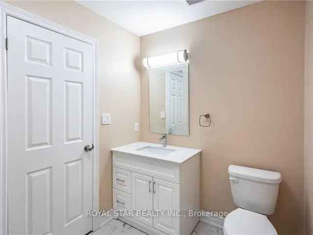 Niagara Falls 3 Bed 2.5 Bath Freehold Townhouse