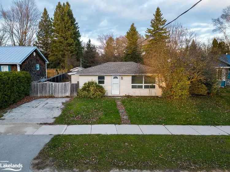 House For Sale in The Blue Mountains, Ontario