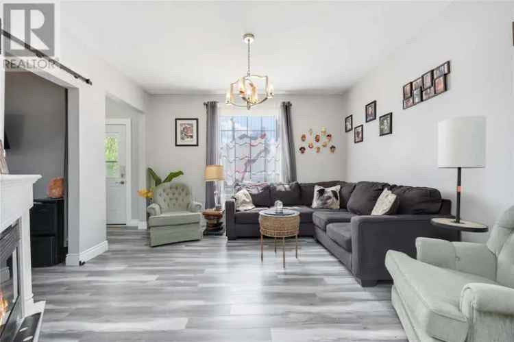 Stunning 3-Level Renovated Home with Granny Suite and Pool