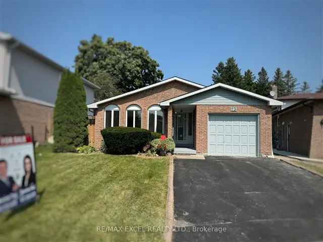 3+2 Bedroom Home in Agincourt North with 2 Kitchens and Large Basement