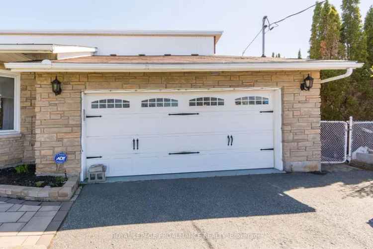 Lake Ontario Waterfront Home 4 Bedroom 3 Bath Private Boat Slip
