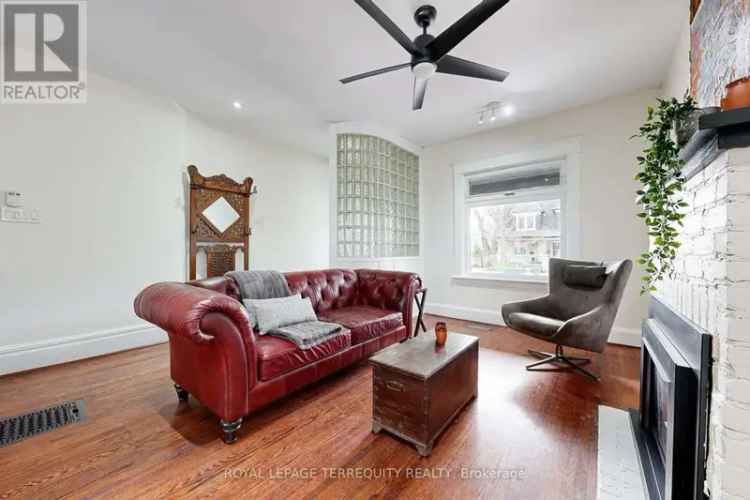 4 1 Bed 3 Bath Legal Duplex North Riverdale