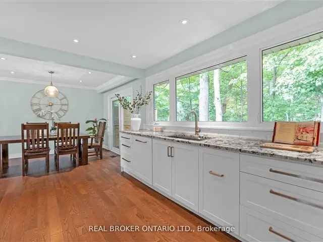 4-Bedroom Ravine Home in Prestigious Tyandaga