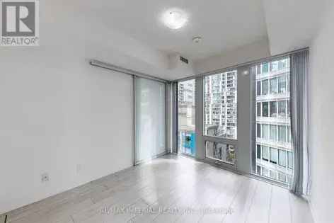 1 room apartment of 344 m² in Toronto