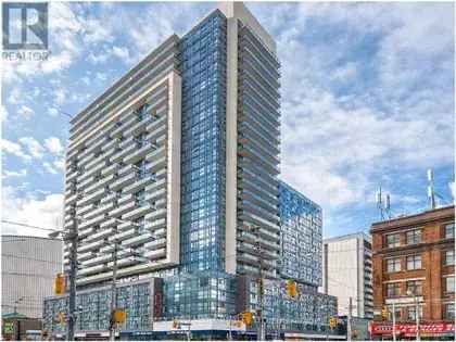 1 Bedroom Suite in Toronto with Balcony and Ensuite Laundry