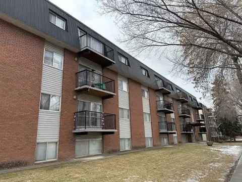 2 Bedroom Basement Unit near Whyte Ave and U of A