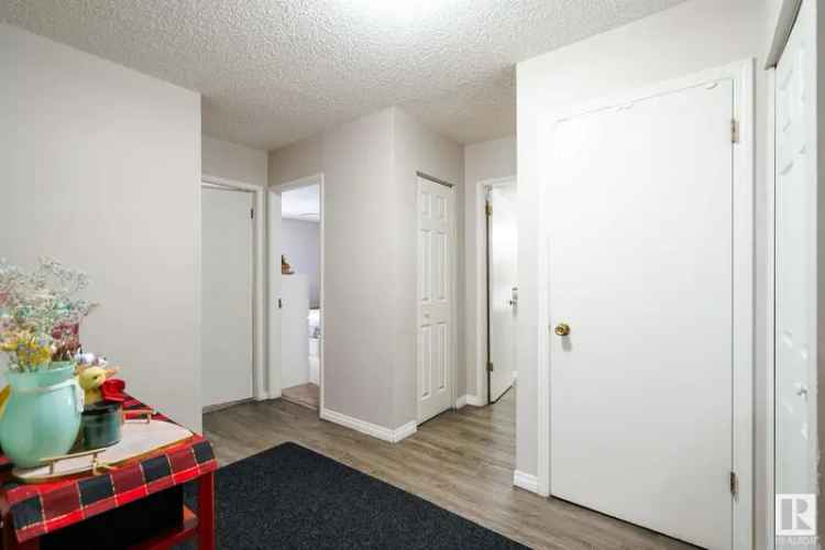 Renovated condo for rent in Queen Mary Park with great features