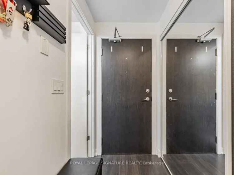 Condo For Sale in 50, Bruyeres Mews, Toronto, Ontario