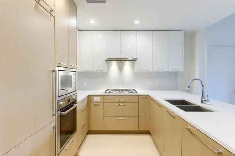 Richmond 2 Bed 2 Bath Condo Near Walmart and Skytrain