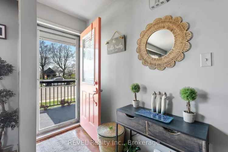 Duplex 2x 3 Bed 1 Bath Units Generator Fenced Yard