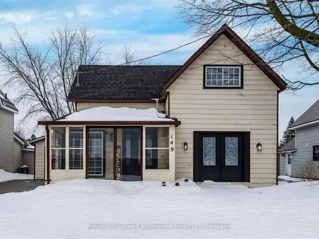 Charming 4-Bedroom, 3-Bathroom Home with Pool and Large Shed