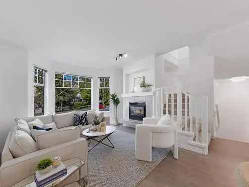 4 Bedroom Townhouse In Newton Surrey BC