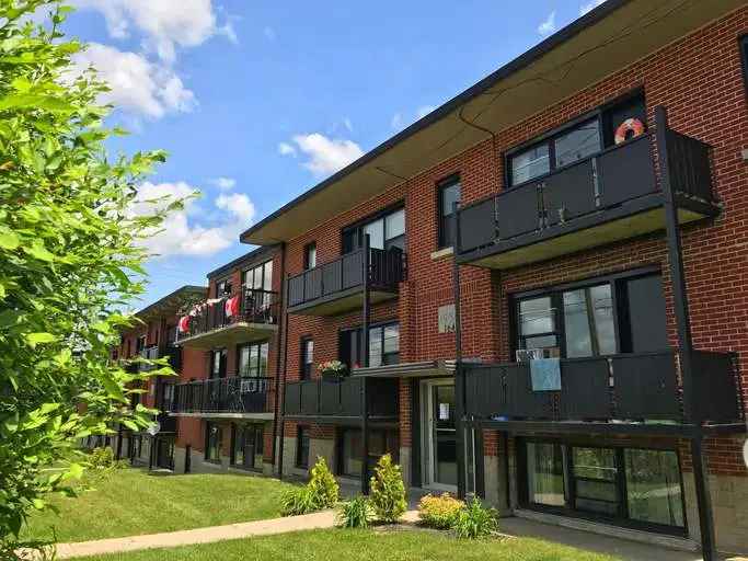 Highmont Apartments: Renovated 1 & 2 Bedroom Suites in Kitchener