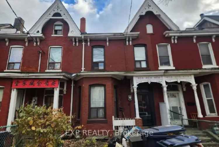 House For Sale in 79, Baldwin Street, Toronto, Ontario