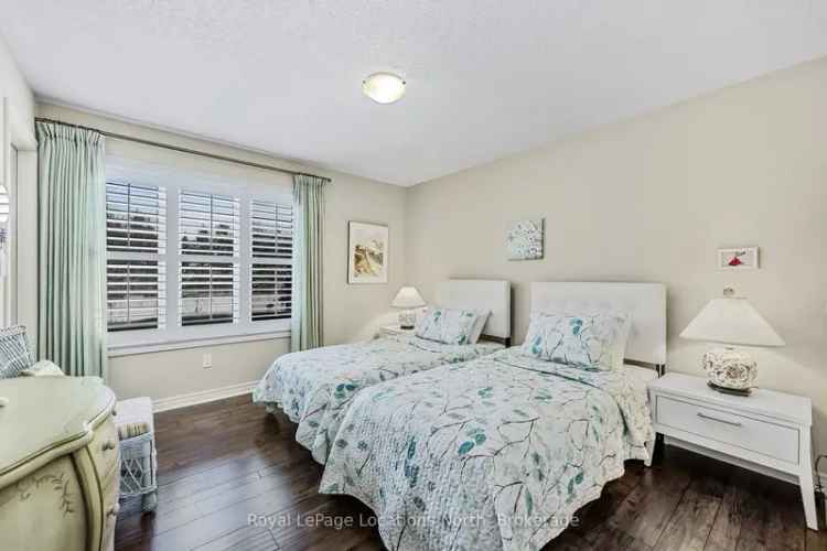 Charming Pond View Bungaloft Condo in Gates of Kent