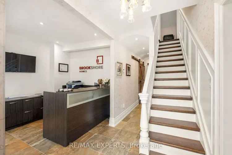 House For Sale in Vaughan, Ontario