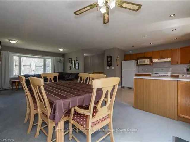 3 1 Bedroom Raised Bungalow Near Lake Huron