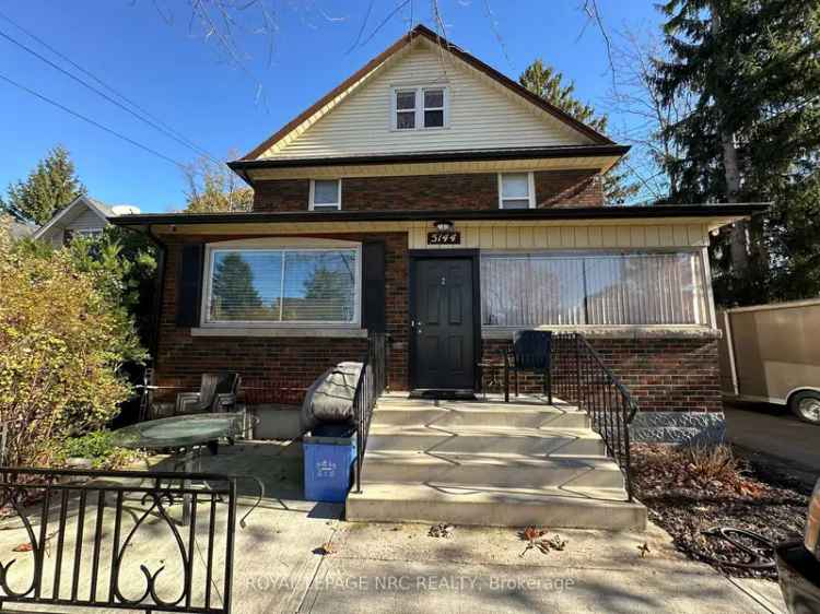 House For Sale in Niagara Falls, Ontario