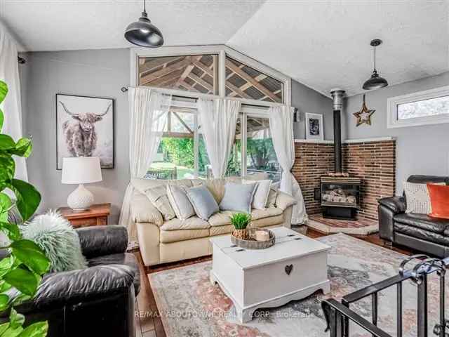 4 Bed 2 Bath Country Home Near Guelph - Renovated