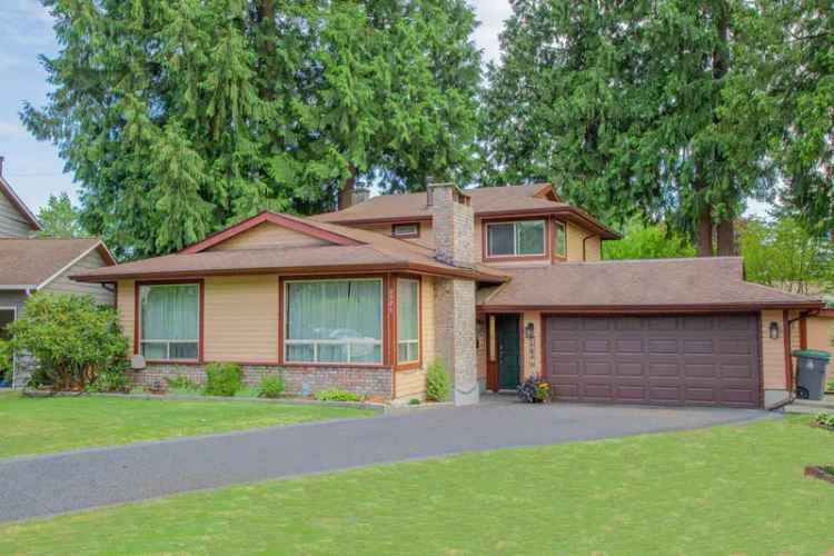 3 Bedroom House in Bear Creek Green Timbers Surrey