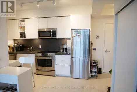 2 rooms apartment of 499 m² in Toronto