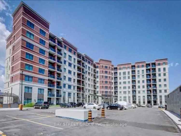 Spacious 1BR+Den Condo in Green Life Building