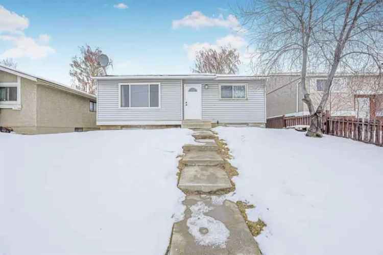 House For Rent in Calgary, Alberta