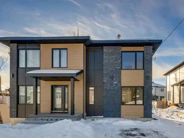 4-Bedroom Semi-Detached Home in Quebec North Shore