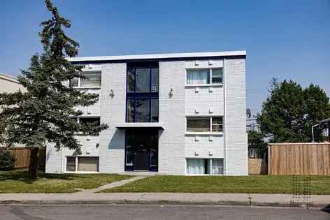 1 Bedroom 52m² Apartment in Calgary Westbrook Mallside