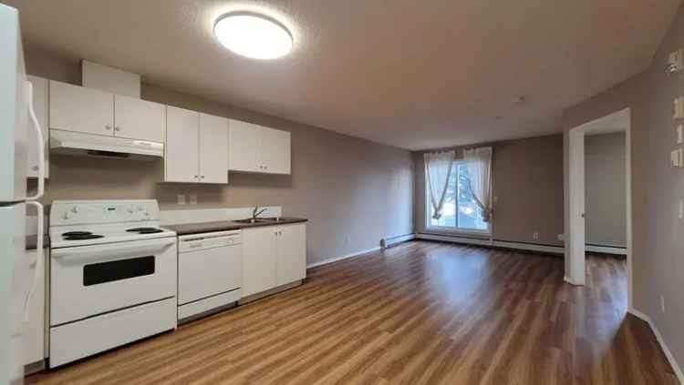 House For Sale in Calgary, Alberta