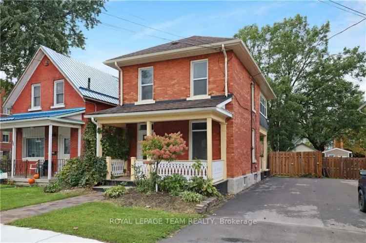 House For Sale in Renfrew, Ontario