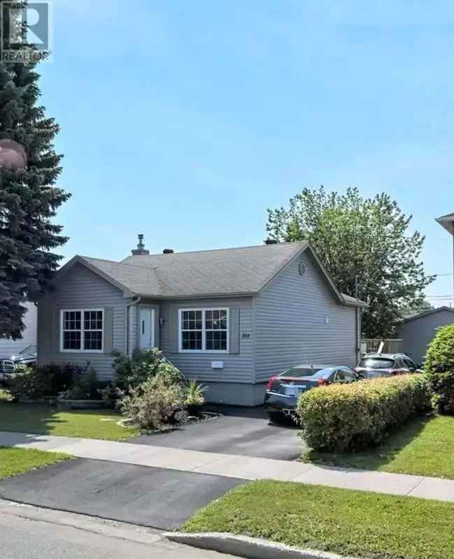 Stunning 2 1 Bedroom Bungalow with Heated Garage and Guest Suite