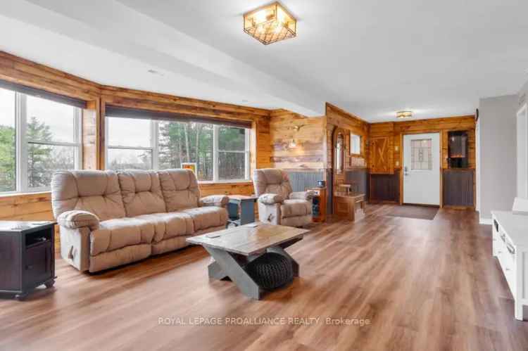 House For Sale in Addington Highlands, Ontario