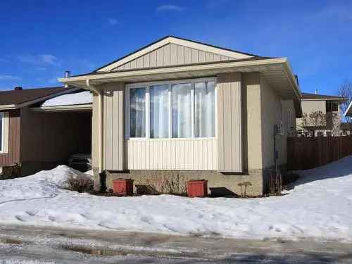 Half Duplex for Sale in Carlisle Edmonton with Landscaped Backyard