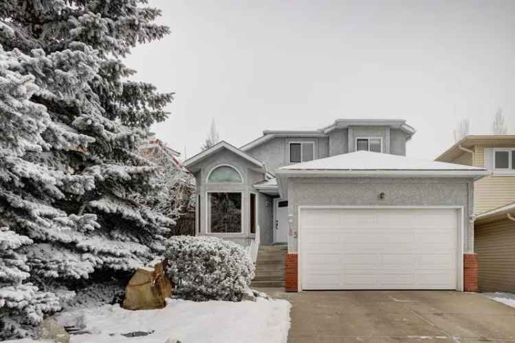 House For Sale in Calgary, Alberta