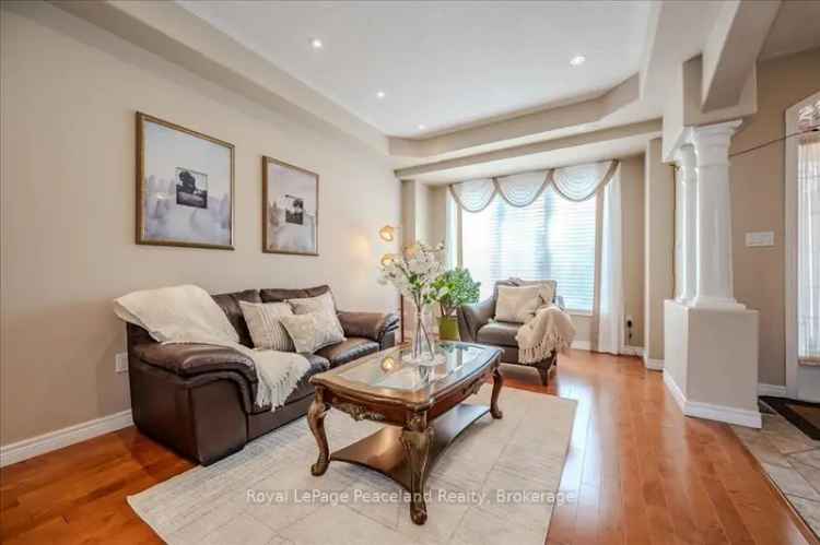 Stunning Kiwanis Park Family Home 4 Beds 35 Baths Double Garage