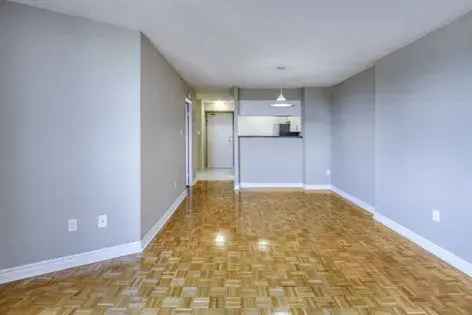 2 rooms apartment of 528 m² in Toronto