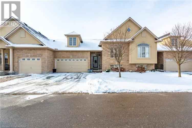 House For Sale in 35, Scullers Way, St. Catharines, Ontario