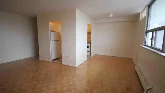 1 room apartment of 673 m² in Mississauga