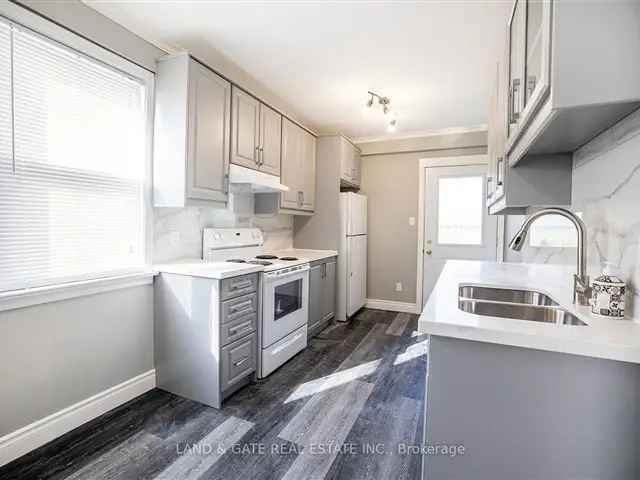 Duplex For Sale in 50, Arthur Street, Clarington, Ontario