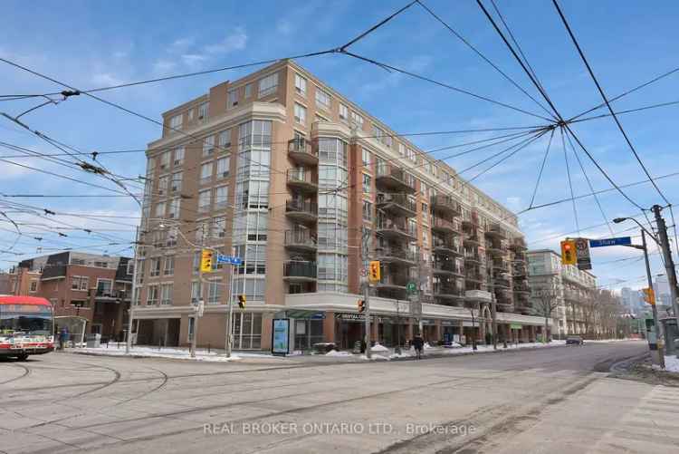 King West Luxury Penthouse 2 Beds 1.5 Baths Private Terrace