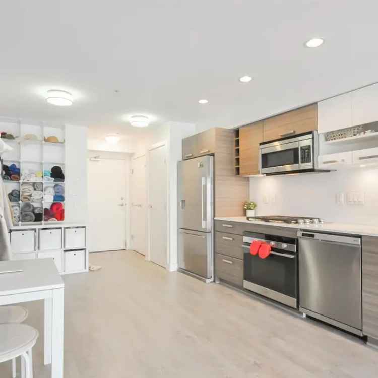 Kitsilano Corner Unit Apartment for Sale - Pet Friendly